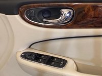 USED 2009 09 JAGUAR XJ 2.7 TDVI V6 SOVEREIGN 4d 204 BHP 1 Owner