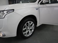USED 2015 65 MITSUBISHI OUTLANDER 2.0 PHEV GX 3H 5d 162 BHP GREAT SPECIFICATION, LOW MILES AND MITSUBISHI SERVICE HISTORY