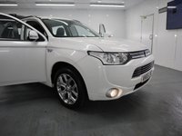 USED 2015 65 MITSUBISHI OUTLANDER 2.0 PHEV GX 3H 5d 162 BHP GREAT SPECIFICATION, LOW MILES AND MITSUBISHI SERVICE HISTORY