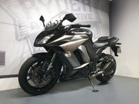 USED 2014 14 KAWASAKI Z1000SX GCF  WITH ONLY 10K MILES FROM NEW