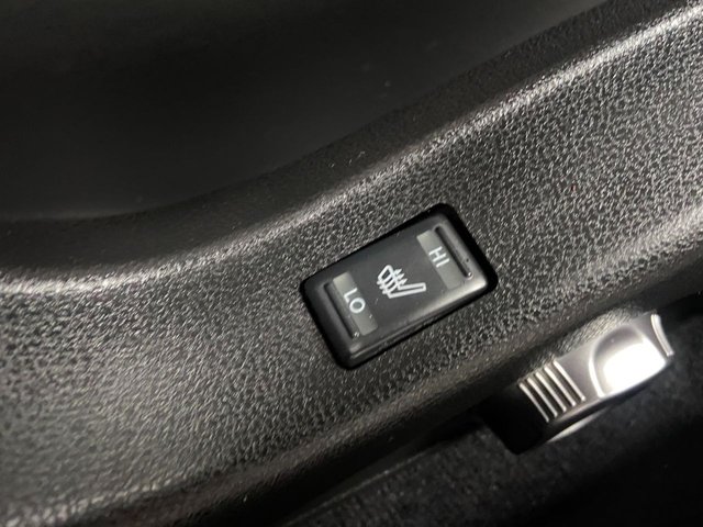2011 NISSAN GT-R - Photo 7