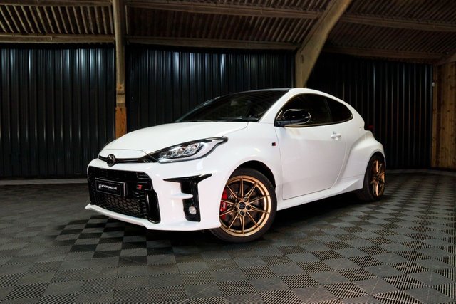2021 70 Toyota Yaris 1.6 GR-Y CIRCUIT 3d 257 BHP