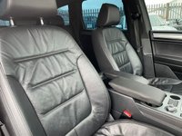 USED 2015 65 VOLKSWAGEN TOUAREG 3.0 V6 R-LINE TDI BLUEMOTION TECHNOLOGY 5d 259 BHP **1 FORMER KEEPER - FULL 1 YEARS MOT - ALLOYS- SAT NAV-TURBO DIESEL - CLIMATE CONTROL- FINANCE AVAILABLE!!