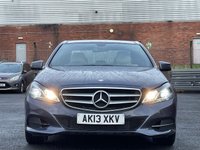 USED 2013 13 MERCEDES-BENZ E-CLASS 2.1 E250 CDI SE 4d 202 BHP FRONT AND REAR PARKING AID +  FULL LEATHER TRIM +  HEATED FRONT SEATS +  ELECTRIC SEATS +  CRUISE CONTROL +  DUAL CLIMATE CONTROL +  SAT NAVIGATION +  DAB RADIO +  BLUETOOTH +  USB +  AUX CONNECTIVITY +  17 INCH ALLOY WHEELS +