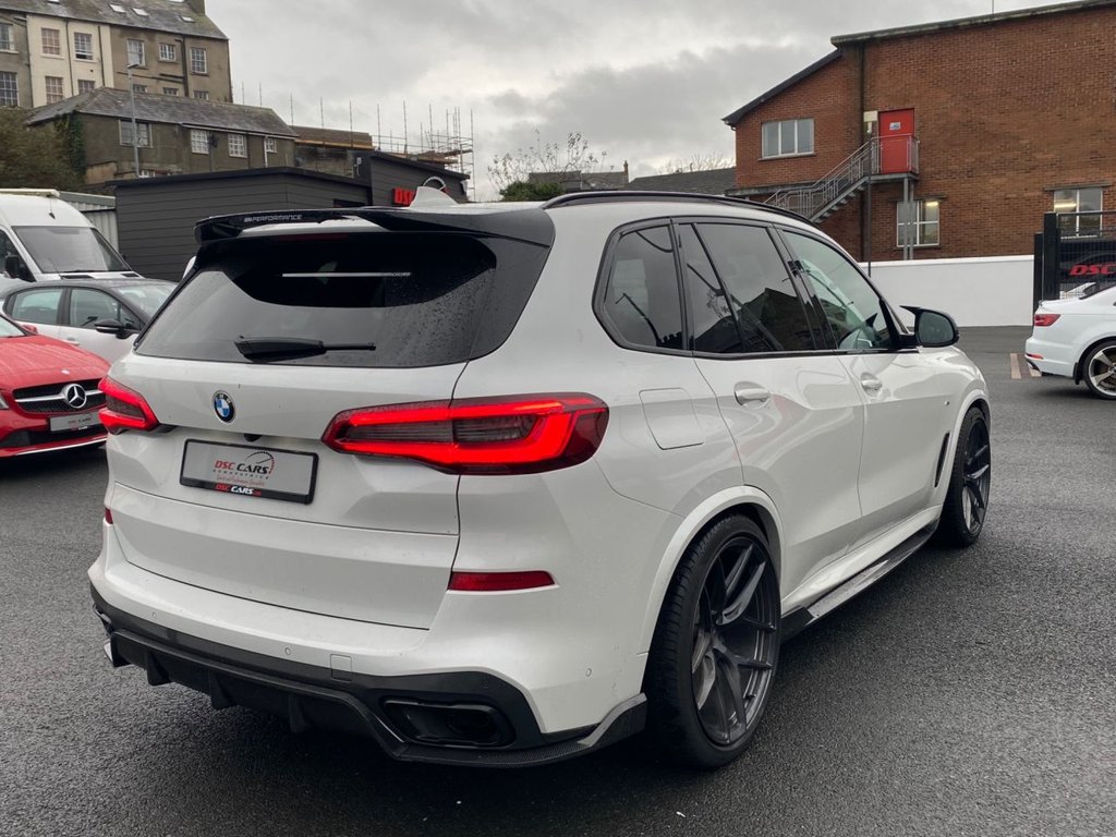 USED 2020 20 BMW X5 3.0 XDRIVE30D M SPORT 5d 261 BHP SKYLOUNGE ROOF & HARMON KARDON