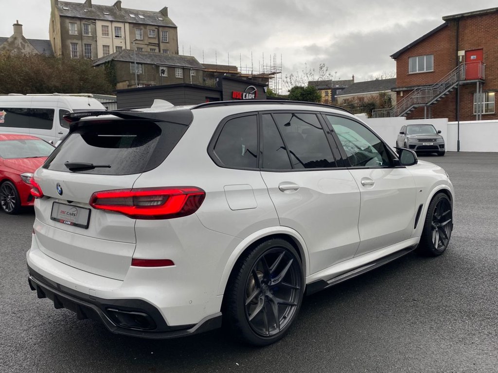 USED 2020 20 BMW X5 3.0 XDRIVE30D M SPORT 5d 261 BHP SKYLOUNGE ROOF & HARMON KARDON