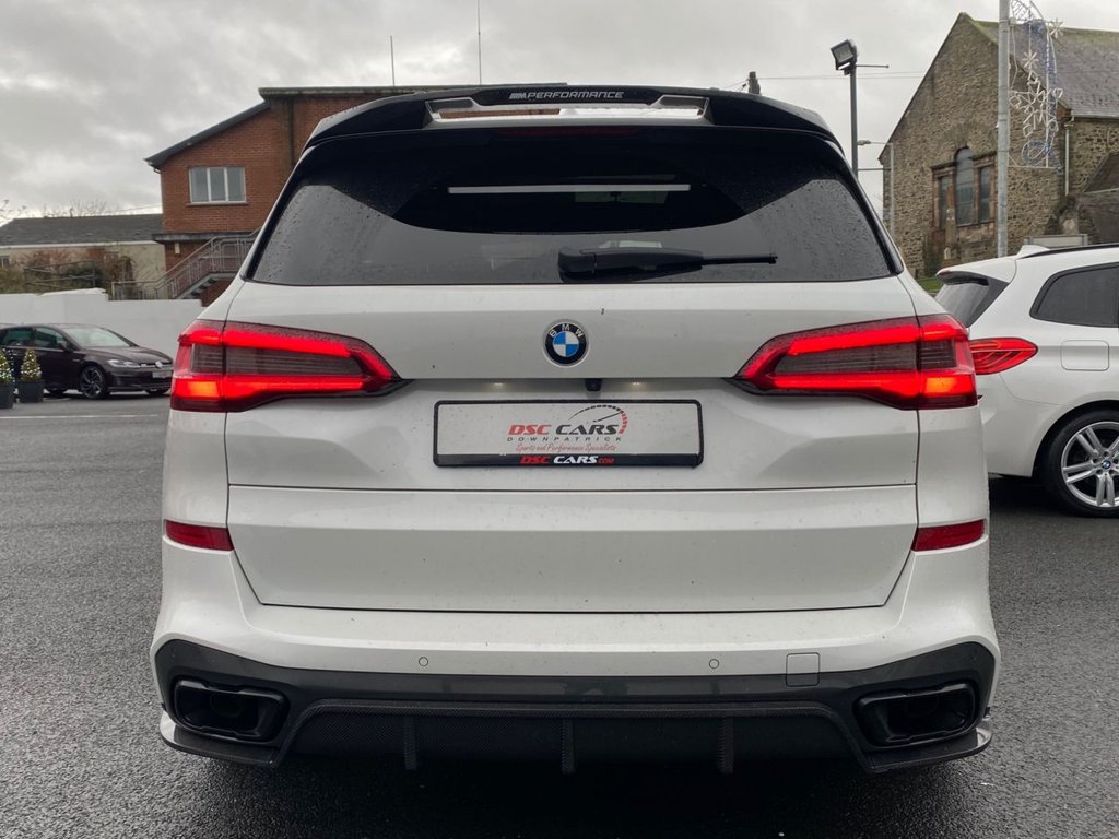 USED 2020 20 BMW X5 3.0 XDRIVE30D M SPORT 5d 261 BHP SKYLOUNGE ROOF & HARMON KARDON