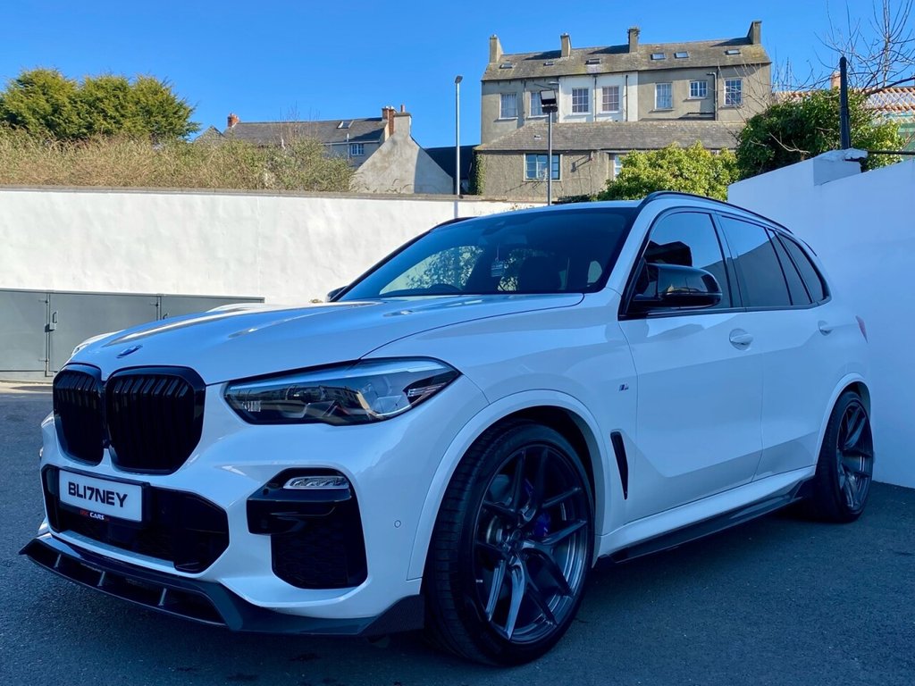 USED 2020 20 BMW X5 3.0 XDRIVE30D M SPORT 5d 261 BHP SKYLOUNGE ROOF & HARMON KARDON