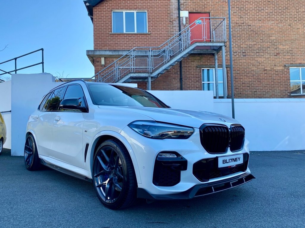 USED 2020 20 BMW X5 3.0 XDRIVE30D M SPORT 5d 261 BHP SKYLOUNGE ROOF & HARMON KARDON