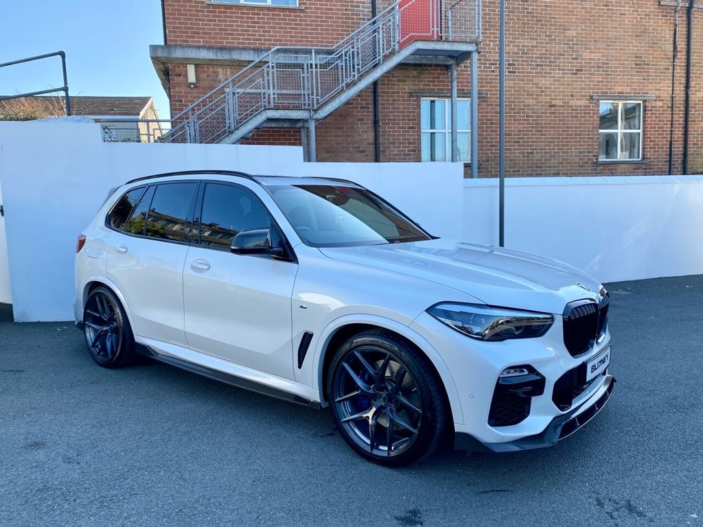 USED 2020 20 BMW X5 3.0 XDRIVE30D M SPORT 5d 261 BHP SKYLOUNGE ROOF & HARMON KARDON