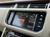 USED 2015 15 LAND ROVER RANGE ROVER 4.4 SDV8 AUTOBIOGRAPHY 5d 339 BHP AWD FLAG SHIP MODEL Black Pack, Head Up Display