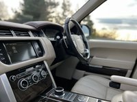 USED 2015 15 LAND ROVER RANGE ROVER 4.4 SDV8 AUTOBIOGRAPHY 5d 339 BHP AWD FLAG SHIP MODEL Black Pack, Head Up Display