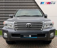 USED 2013 TOYOTA LAND CRUISER V8 4.5 D-4D V8 5d 268 BHP MEGA SPEC w/ REAR ENTERTAINMENT