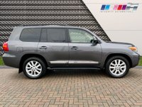 USED 2013 TOYOTA LAND CRUISER V8 4.5 D-4D V8 5d 268 BHP MEGA SPEC w/ REAR ENTERTAINMENT