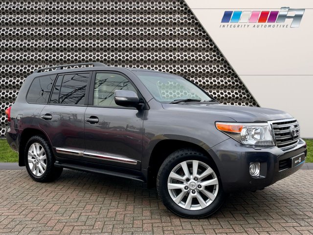 2013 Toyota Land Cruiser V8 4.5 D-4D V8 5d 268 BHP