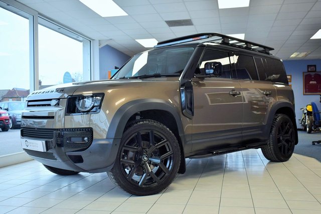 2020 20 Land Rover Defender 110 2.0 D240 SD4 First Edition Auto 4WD (s/s) 5dr URBAN BIG-SPEC