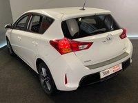 USED 2014 64 TOYOTA AURIS 1.4 D-4D ICON PLUS 5d 89 BHP 