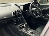 USED 2016 S AUDI R8 5.2 V10 PLUS QUATTRO 2d 602 BHP 