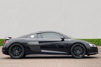 USED 2016 S AUDI R8 5.2 V10 PLUS QUATTRO 2d 602 BHP 