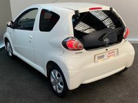 USED 2014 63 TOYOTA AYGO 1.0 VVT-I MOVE WITH STYLE 3d 68 BHP 