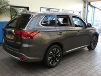 USED 2017 17 MITSUBISHI OUTLANDER 2.0 PHEV 4H 5d 200 BHP SAT NAV LEATHER SUNROOF VAT Q