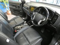 USED 2017 17 MITSUBISHI OUTLANDER 2.0 PHEV 4H 5d 200 BHP SAT NAV LEATHER SUNROOF VAT Q