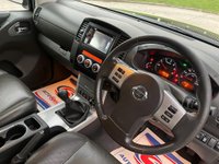USED 2013 13 NISSAN NAVARA 2.5 DCI PLATINUM 4X4 SHR DCB 188 BHP STEEL TOP + SAT NAV + R , CAMERA
