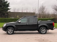 USED 2013 13 NISSAN NAVARA 2.5 DCI PLATINUM 4X4 SHR DCB 188 BHP STEEL TOP + SAT NAV + R , CAMERA