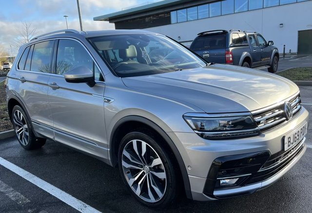 2019 69 Volkswagen Tiguan 2.0 R-LINE TECH TSI 4MOTION DSG 5d 227 BHP