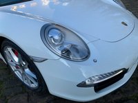 USED 2012 62 PORSCHE 911 3.8 CARRERA S PDK 2d 400 BHP STUNNING 2012/62 PORSCHE CARERRA 'S' S 3.8 PDK-AUTOMATIC - 30,555 MILES ONLY - 2 FORMER KEEPERS - FULL PORSCHE MAIN DEALER SERVICE HISTORY - 20 INCH BRIGHT SILVER ALLOYS - FULL GREY/BLUE LEATHER - GREAT SPECIFICATION COSTING IN EXCESS OF &pound;92000.00 WHEN NEW