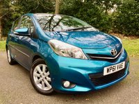 USED 2011 61 TOYOTA YARIS 1.3 VVT-I T SPIRIT 5d AUTO 98 BHP ONLY 20,000 MILES//2 OWNERS//SATNAV/REAR PARK CAMERA//PANORAMIC SUNROOF//30 POUND ROAD TAX\\X9 SERVICE SAMPS 98 BHP ONLY 20,000 MILES//2 OWNERS//SATNAV/REAR PARK CAMERA//PANORAMIC SUNROOF//30 POUND ROAD TAX\/BLUETOOTH//\X9 SERVICE SAMPS