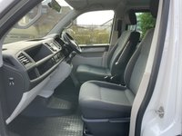 USED 2016 16 VOLKSWAGEN TRANSPORTER 2.0 T30 TDI TRENDLINE CREW / KOMBI VAN 101 BHP 5 SEATER