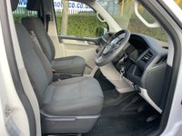 USED 2016 16 VOLKSWAGEN TRANSPORTER 2.0 T30 TDI TRENDLINE CREW / KOMBI VAN 101 BHP 5 SEATER