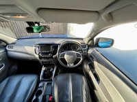 USED 2015 65 MITSUBISHI L200 2.4 DI-D 4X4 WARRIOR DCB 5d 178 BHP 