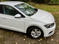 USED 2018 18 VOLKSWAGEN POLO 1.0 SE 5d 65 BHP 1 PRIVATE OWNER/ FULL VW GUILDFORD SERVICE HISTORY// BLUETOOTH//DAB RADIO//ALLOY WHEELS 1 PRIVATE OWNER/ FULL VW GUILDFORD SERVICE HISTORY// BLUETOOTH//DAB RADIO//ALLOY WHEELS