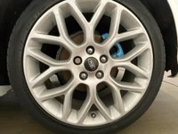 USED 2015 15 FORD FOCUS 1.6 ZETEC S TDCI 5d 114 BHP 1.6 Zetec S TDCI  Striking frozen white high gloss, 5 door ,
