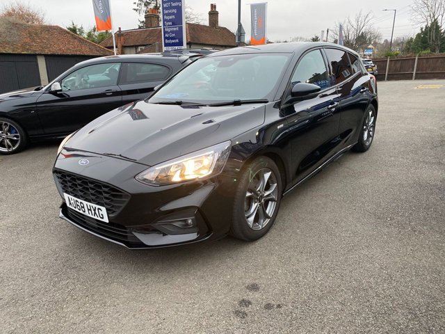 View our FORD FOCUS