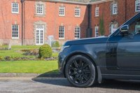 USED 2017 17 LAND ROVER RANGE ROVER 5.0 V8 AUTOBIOGRAPHY 5d AUTO 510 BHP &pound;8,100+ WORTH OF EXTRAS | 1 OWNER FROM NEW | FULL LAND ROVER SERVICE HISTORY | FULL SERVICE CARRIED OUT 2022 |