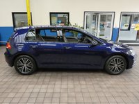USED 2018 67 VOLKSWAGEN GOLF 1.5 SE NAVIGATION TSI EVO DSG 5d 129 BHP SAT NAV CRUISE CONTROL PARKING SENSORS