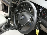 USED 2018 67 VOLKSWAGEN GOLF 1.5 SE NAVIGATION TSI EVO DSG 5d 129 BHP SAT NAV CRUISE CONTROL PARKING SENSORS