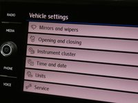 USED 2018 67 VOLKSWAGEN GOLF 1.5 SE NAVIGATION TSI EVO DSG 5d 129 BHP SAT NAV CRUISE CONTROL PARKING SENSORS