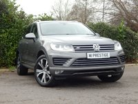 USED 2015 15 VOLKSWAGEN TOUAREG 3.0 V6 R-LINE TDI BLUEMOTION TECHNOLOGY 5d 259 BHP BIG PAN ROOF - ELECTRIC DEPLOYABLE TOW BAR - FULL VW SERVICE HISTORY - ONE OWNER FROM NEW - ELECTRIC MEMORY FRONT SEATS