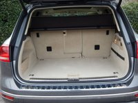 USED 2015 15 VOLKSWAGEN TOUAREG 3.0 V6 R-LINE TDI BLUEMOTION TECHNOLOGY 5d 259 BHP BIG PAN ROOF - ELECTRIC DEPLOYABLE TOW BAR - FULL VW SERVICE HISTORY - ONE OWNER FROM NEW - ELECTRIC MEMORY FRONT SEATS
