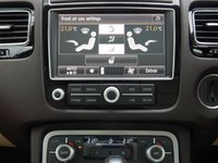 USED 2015 15 VOLKSWAGEN TOUAREG 3.0 V6 R-LINE TDI BLUEMOTION TECHNOLOGY 5d 259 BHP BIG PAN ROOF - ELECTRIC DEPLOYABLE TOW BAR - FULL VW SERVICE HISTORY - ONE OWNER FROM NEW - ELECTRIC MEMORY FRONT SEATS
