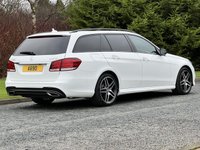 USED 2015 15 MERCEDES-BENZ E-CLASS 2.1 E220 BLUETEC AMG NIGHT ED PREMIUM PLUS 5d 174 BHP COMAND Navigation, Memory Leather