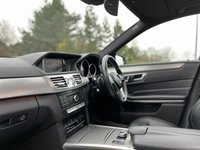 USED 2015 15 MERCEDES-BENZ E-CLASS 2.1 E220 BLUETEC AMG NIGHT ED PREMIUM PLUS 5d 174 BHP COMAND Navigation, Memory Leather