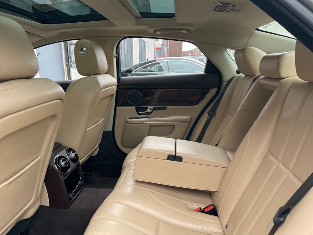 USED 2011 11 JAGUAR XJ 3.0 D V6 PREMIUM LUXURY SWB 4d 275 BHP 