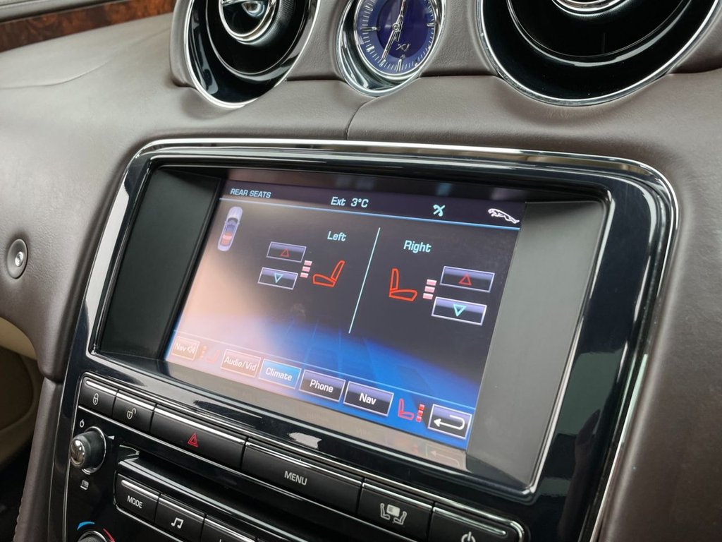 USED 2011 11 JAGUAR XJ 3.0 D V6 PREMIUM LUXURY SWB 4d 275 BHP 