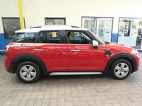 USED 2018 68 MINI COUNTRYMAN 2.0 COOPER D 5d 148 BHP FREE 12 MONTHS GOLD WARRANTY SAT NAV PARKING SENSORS CRUISE CONTROL 1 OWNER SERVICE HISTORY GENUINE LOW MILES