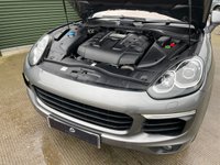 USED 2016 16 PORSCHE CAYENNE 4.1 D V8 S TIPTRONIC S 5d 385 BHP Huge Spec &pound;20,k Extras, F/S/H
